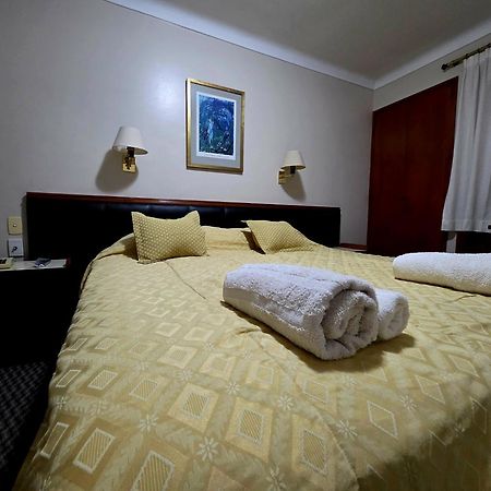 Hotel Presidente ซันมิเกลเดตูกูมาน ภายนอก รูปภาพ